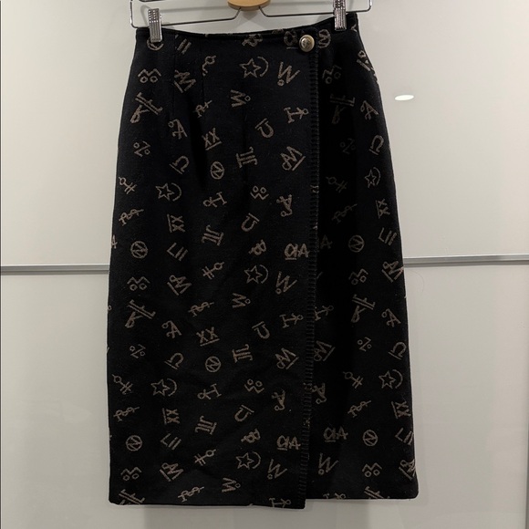 RARE FIND❗️PENDLETON 100% Wool Zidiac Skirt